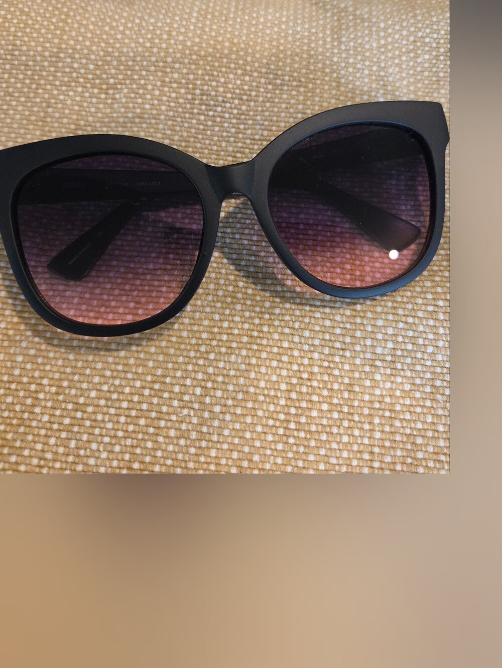 Quay Australia Matte Black Cat-Eye Sunglasses with Gradient Purple Lenses